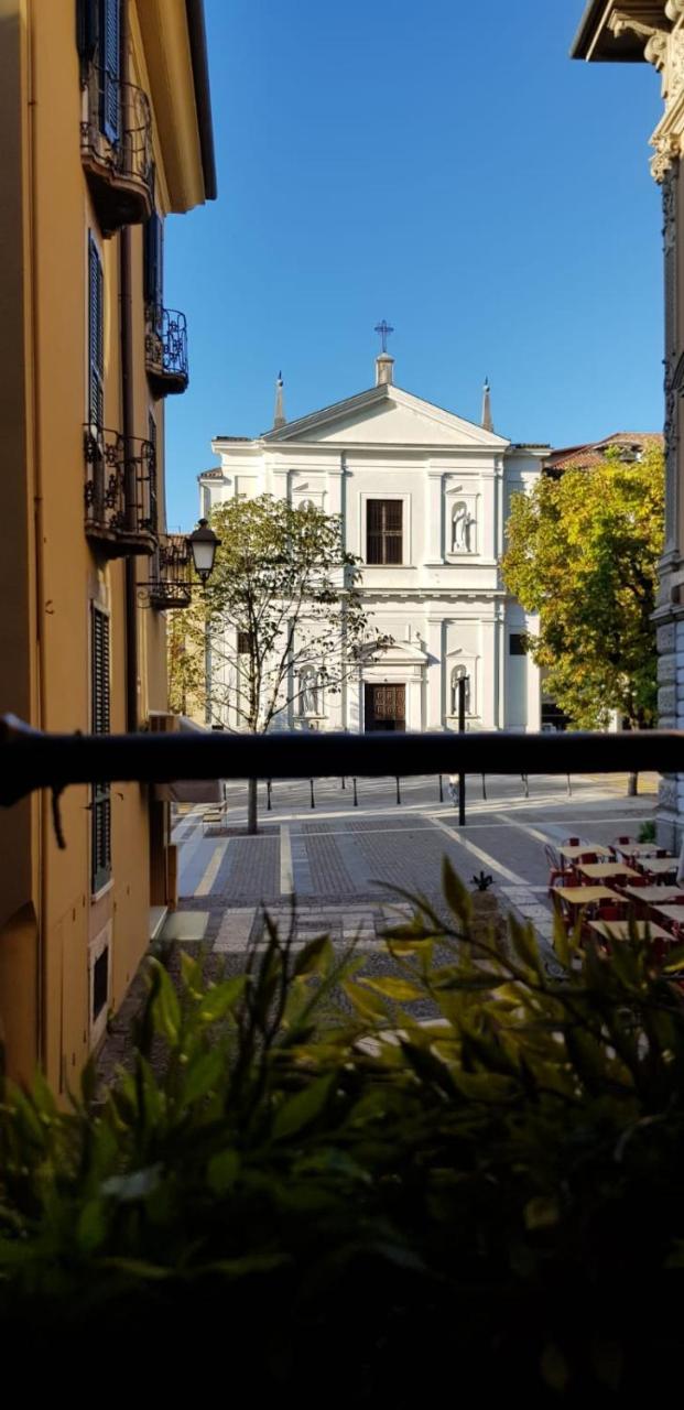 Ferienwohnung Residenza Teatro Vecchio Saló Exterior foto